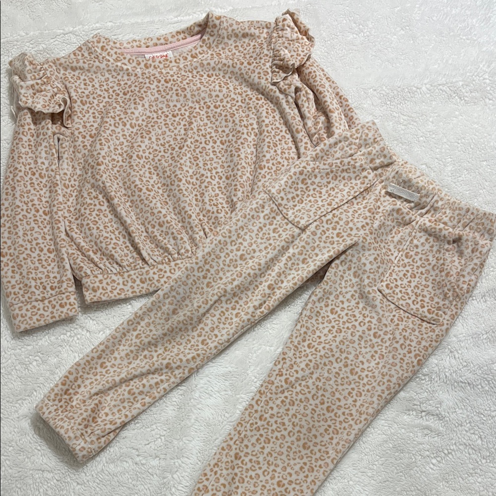 Cat & Jack Cream Leopard Print Kids Set